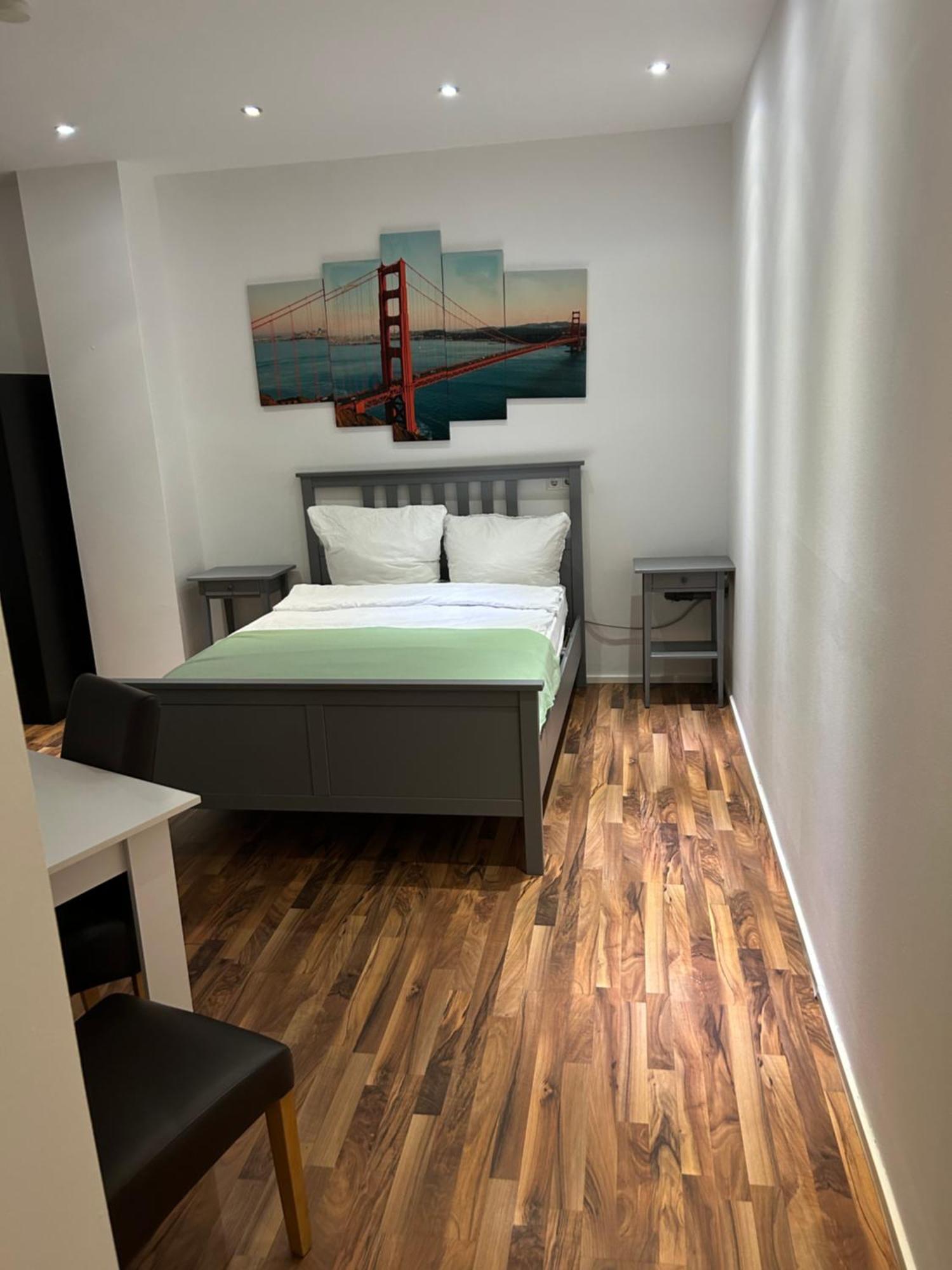Pension Baku Fürth Екстериор снимка